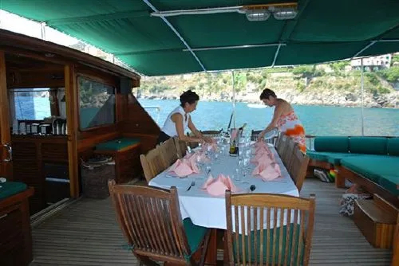 Plaghia Charter Boat&Breakfast