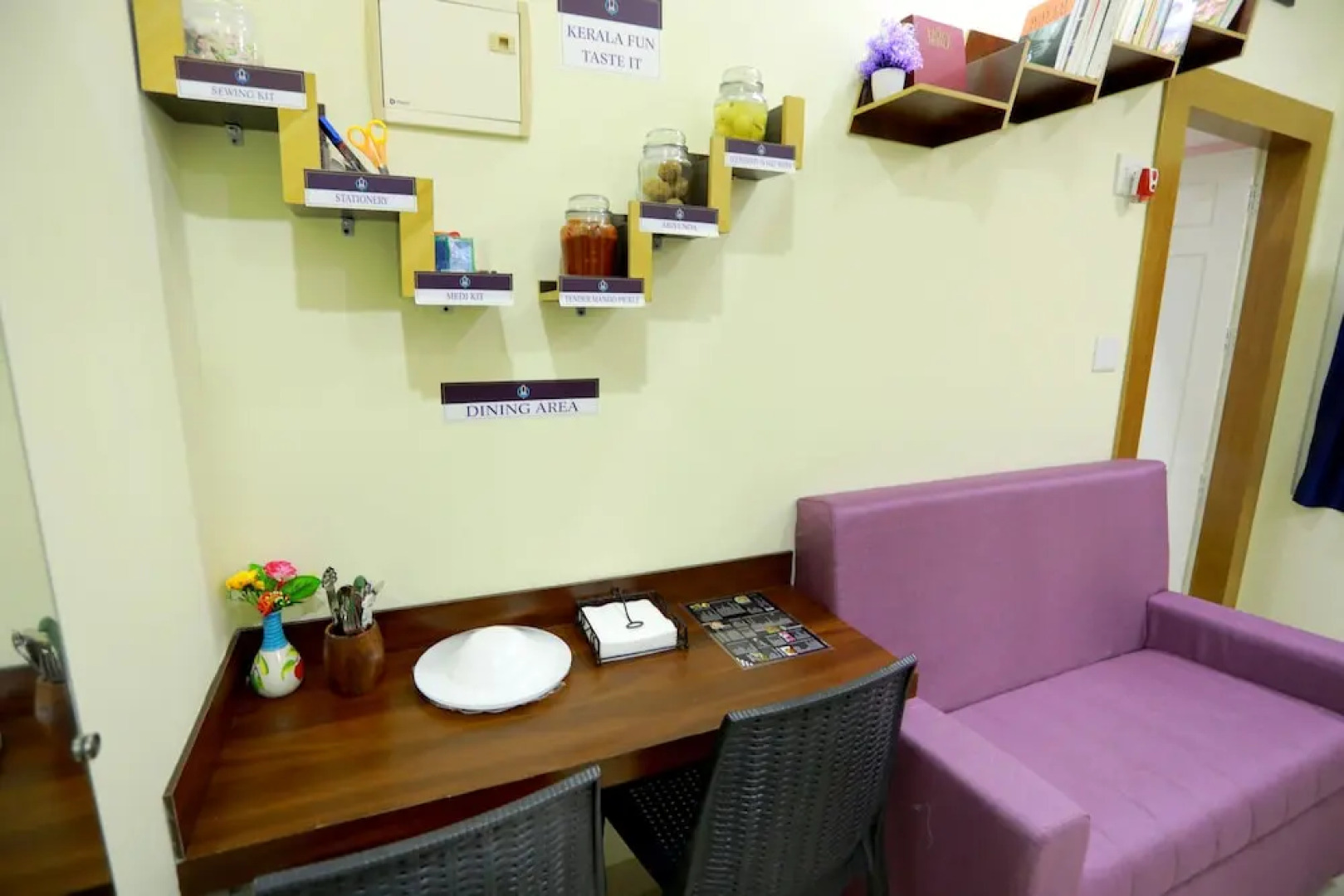 Base 9 Airport Hotel