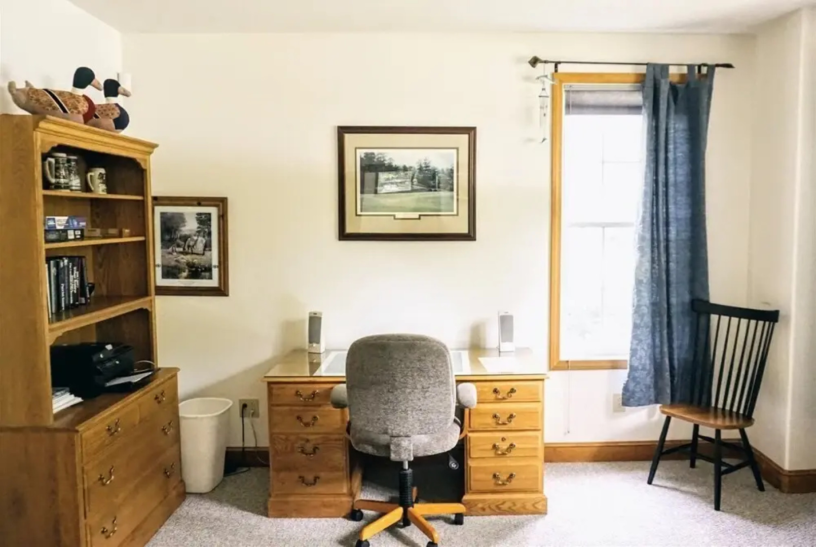 A Charming Private Home Rental, Beautifully Landscaped and Located in Forest Ridge, Lincoln, NH - Fr42l