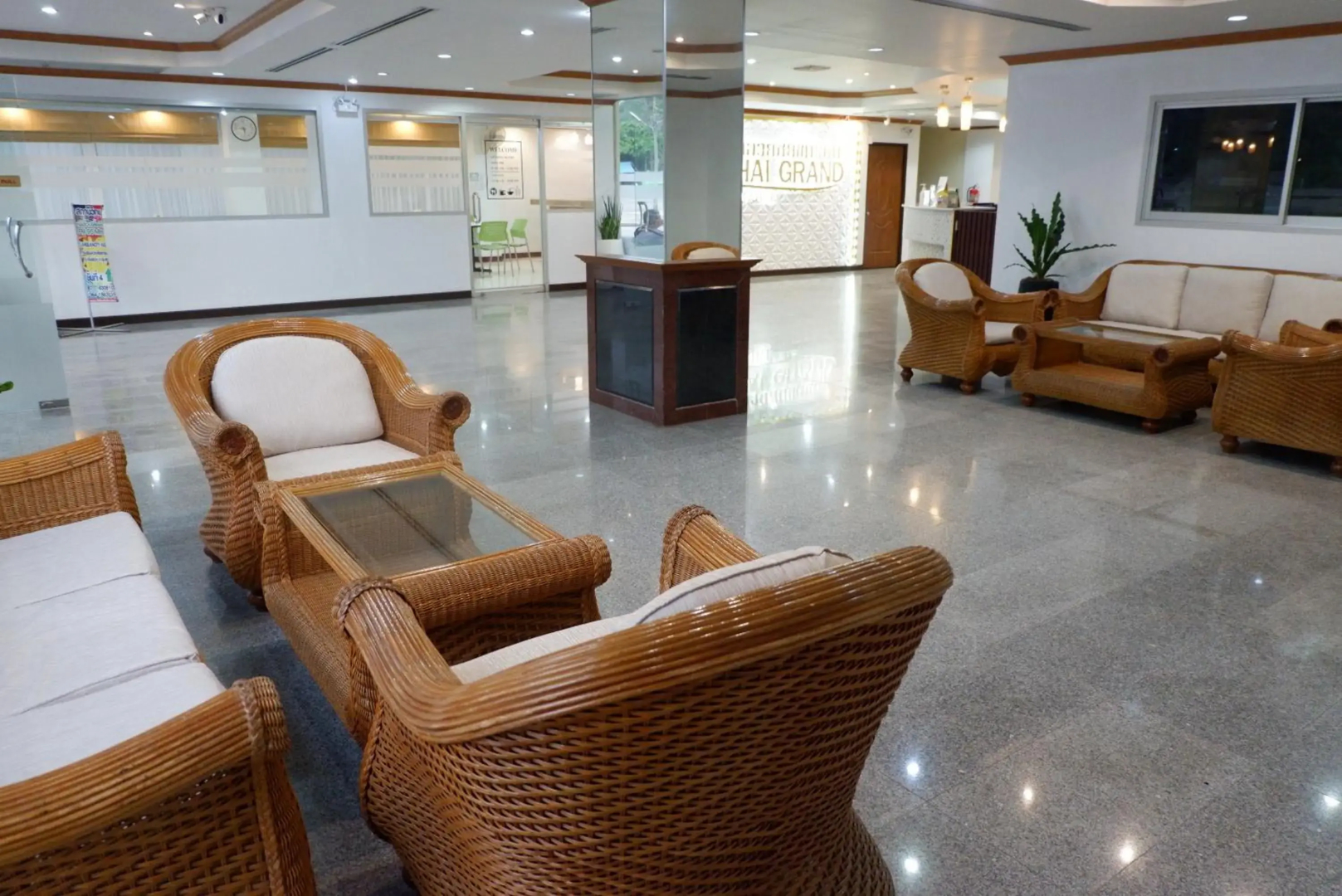 Auychai Grand Hotel
