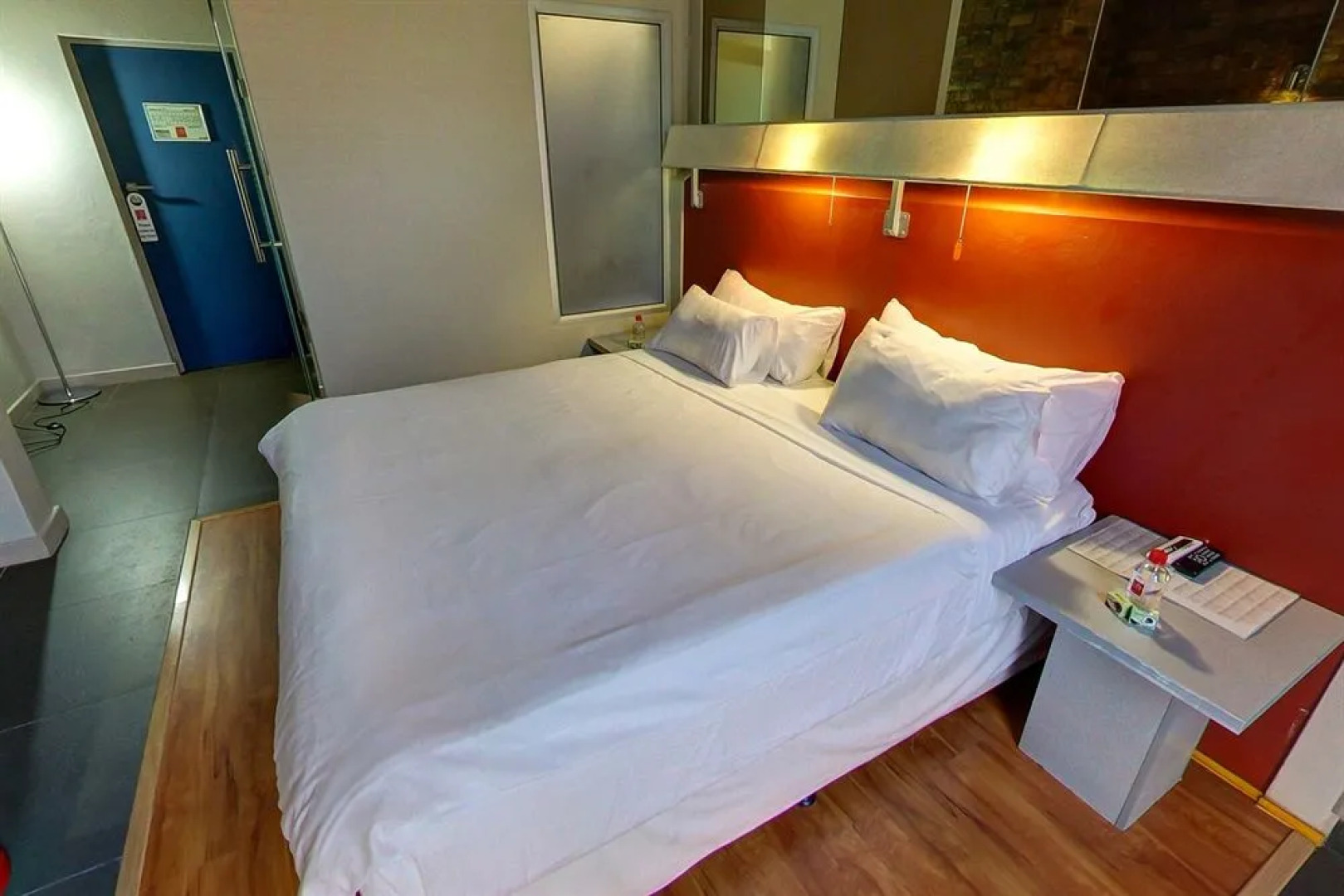 The Aviator OR Tambo