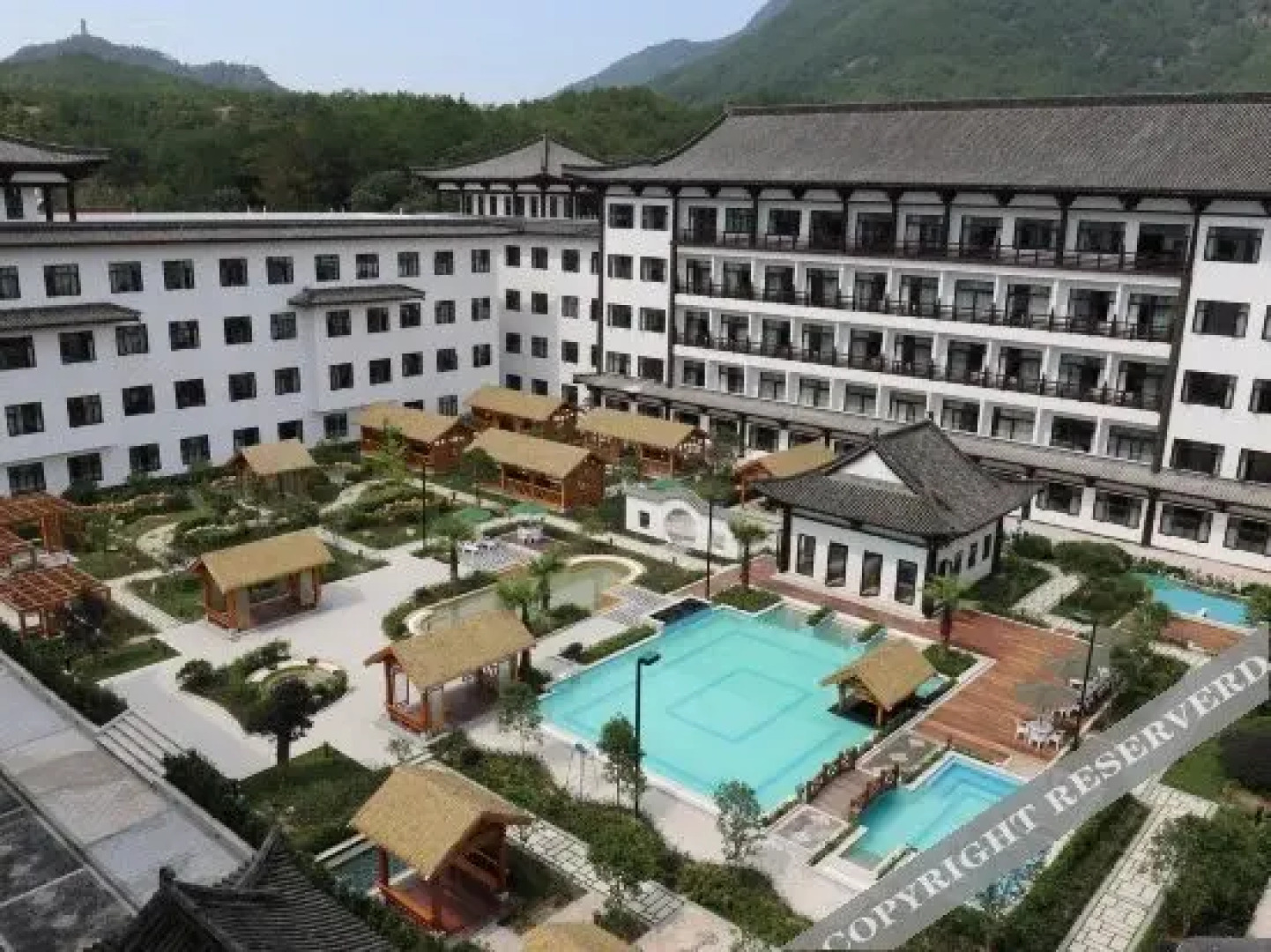 Tiantaishan Hotspring Resort Villa