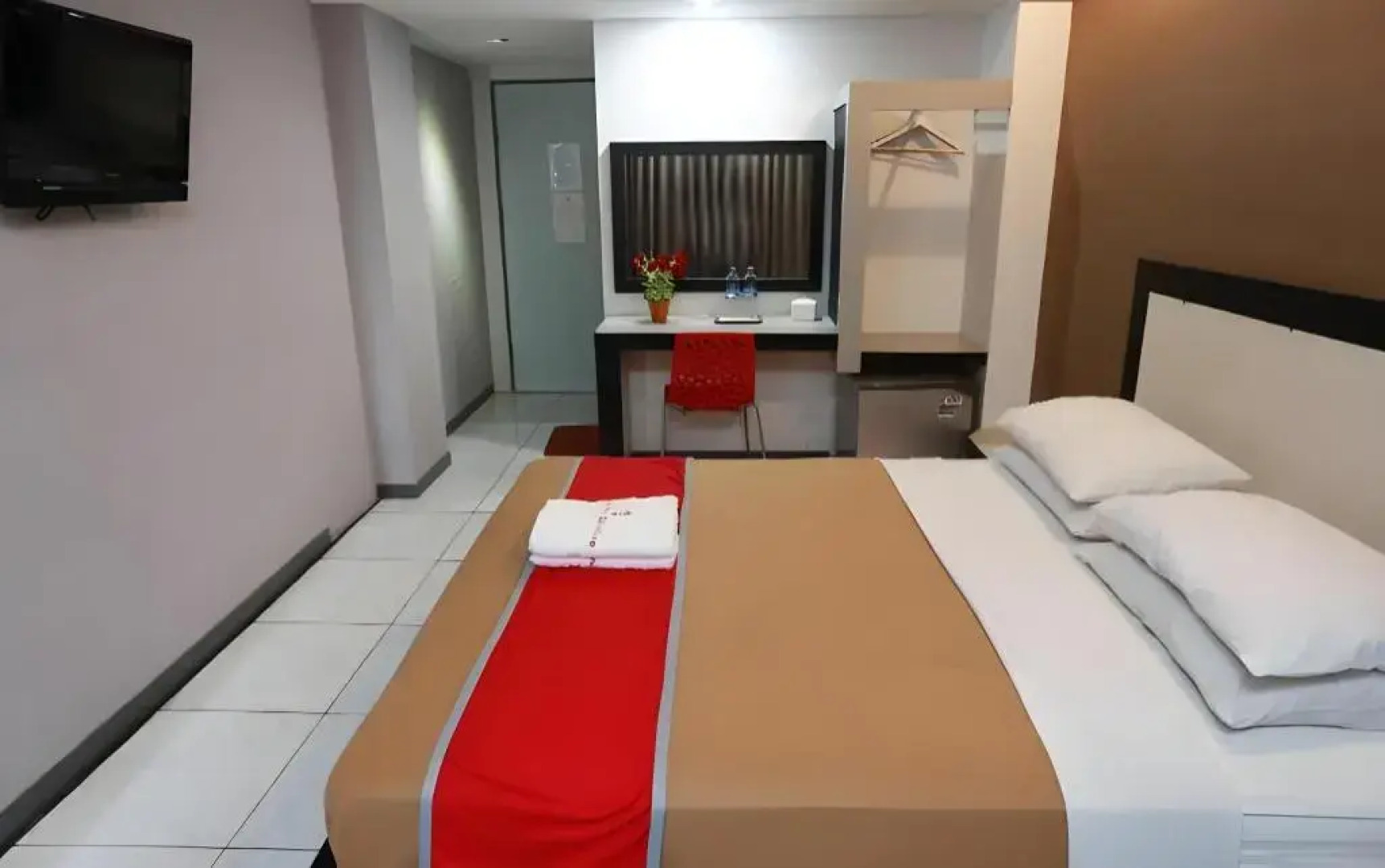 OYO 1318 Hotel Prince Boulevard