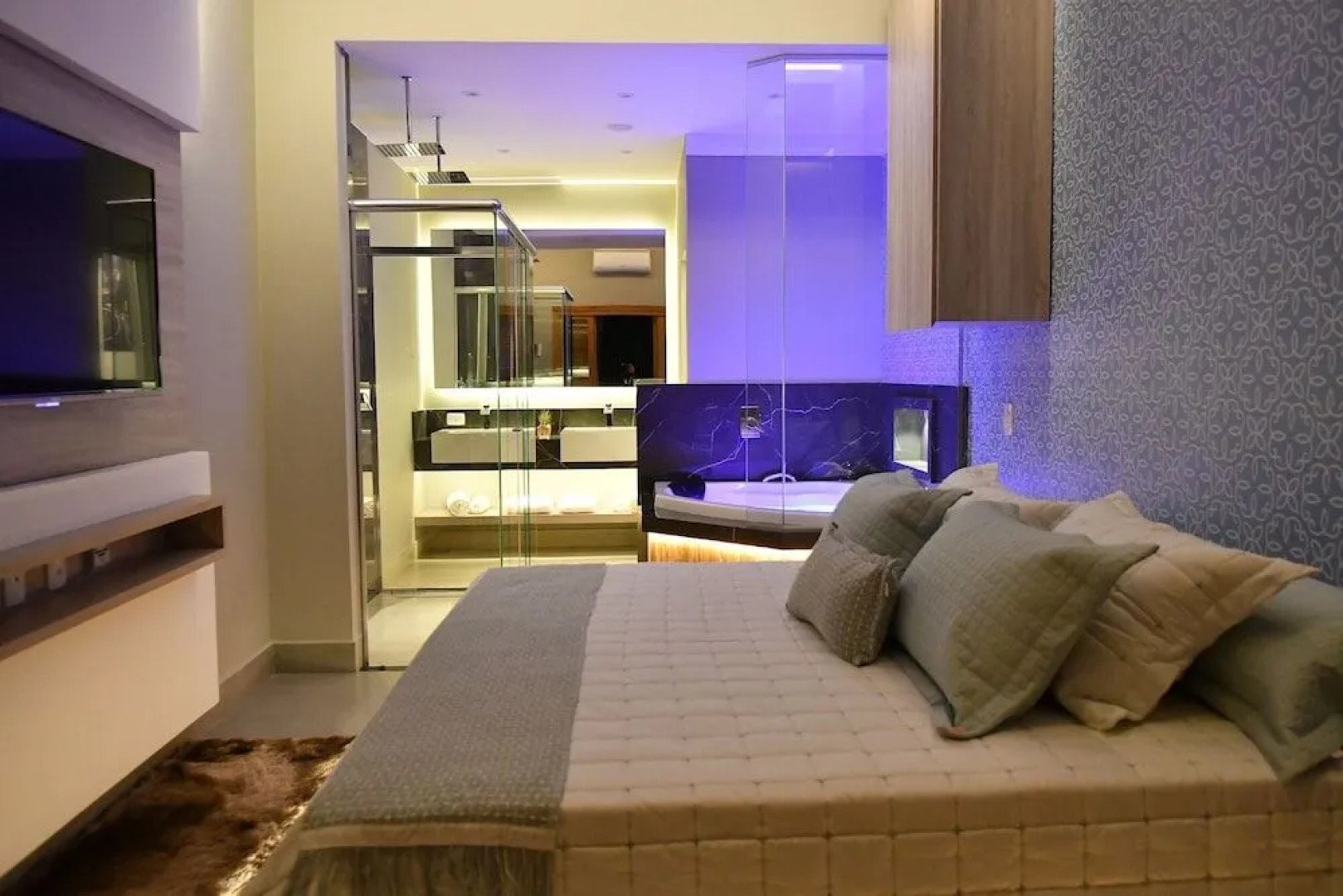 Chão De Folhas Pousada