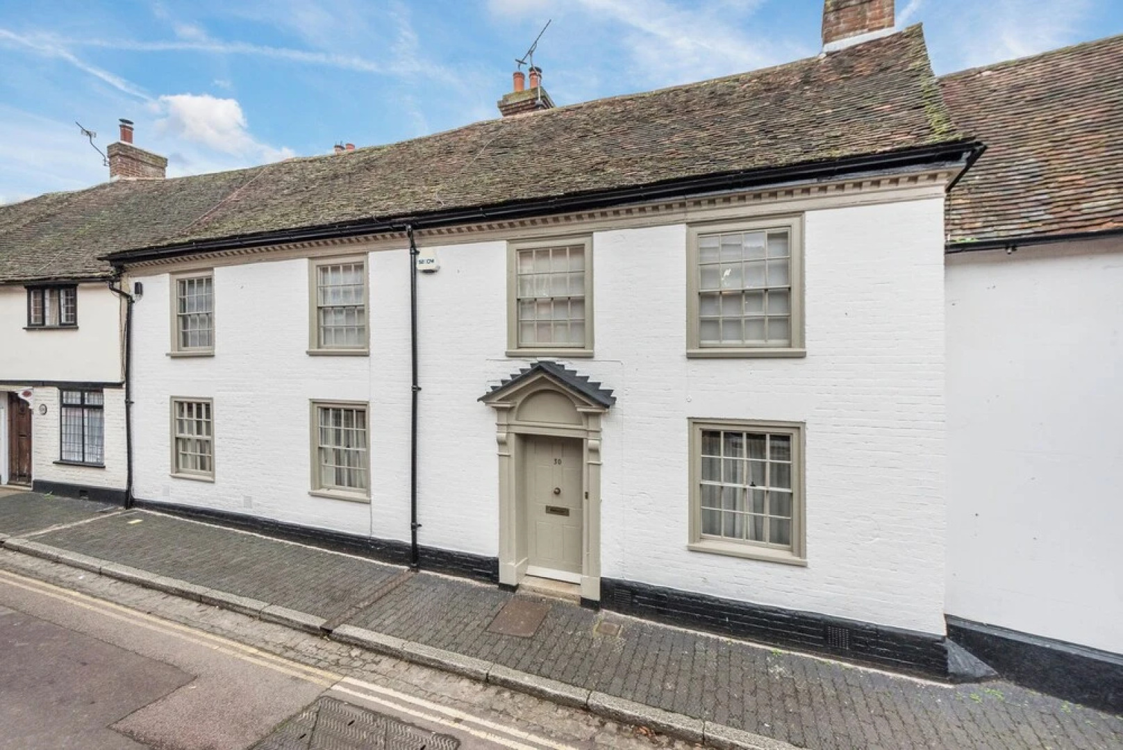 Lovely 3-bed House in West Malling, Kent