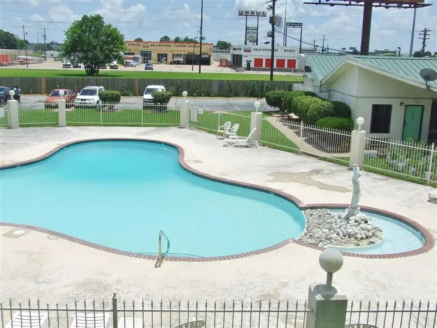 Americas Best Value Inn - Beaumont / I-10