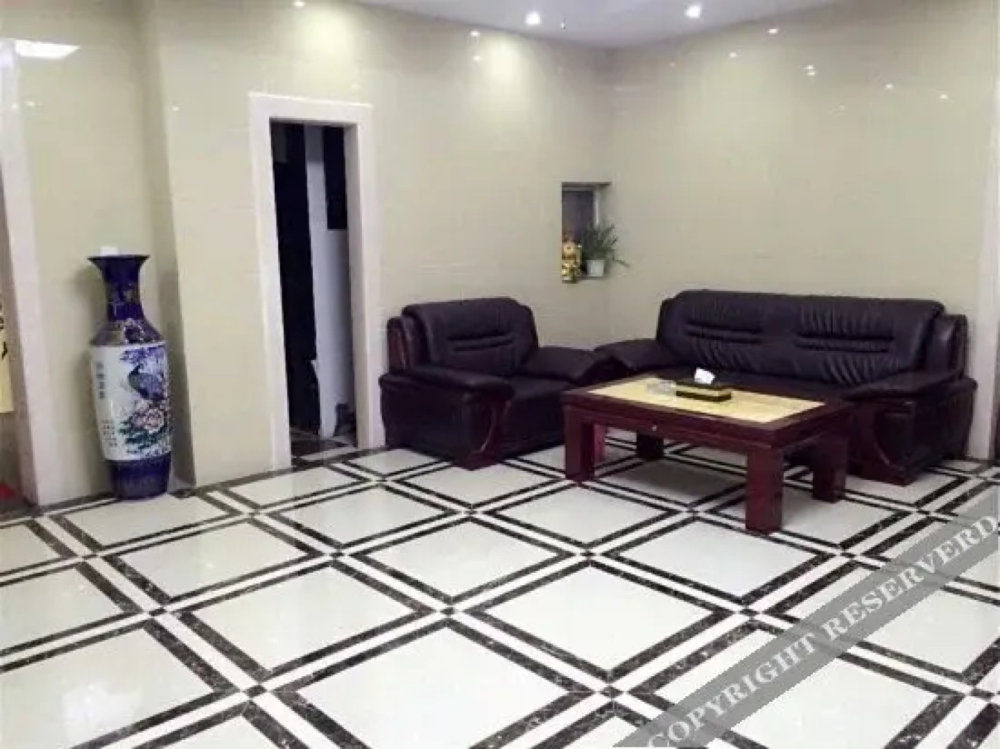 Pod Inn Hotel (Zhenjiang Dagang South Station Beihu Park)