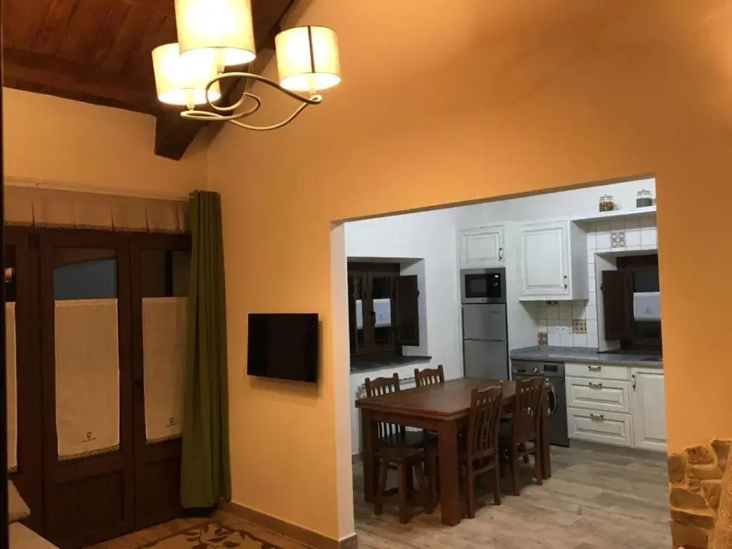 La Casa Vieja de Caneo - APARTAMENTOS RURALES 3 llaves