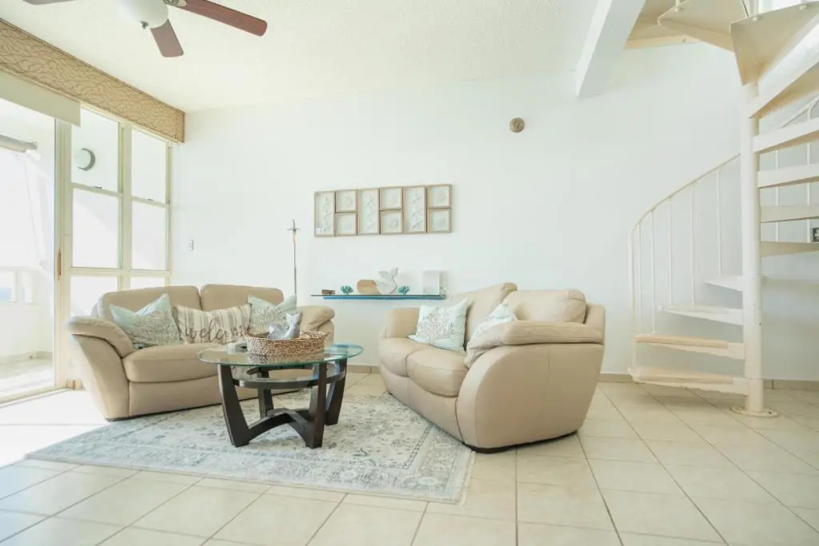 Beachfront Penthouse with Ocean and Sunset Views at Pelican Reef #703