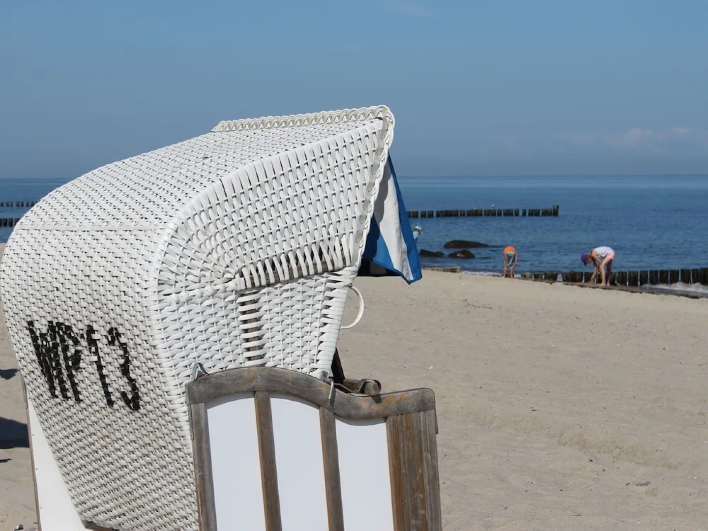 Pretty Apartment With Roofed Terrace Garden Barbecue