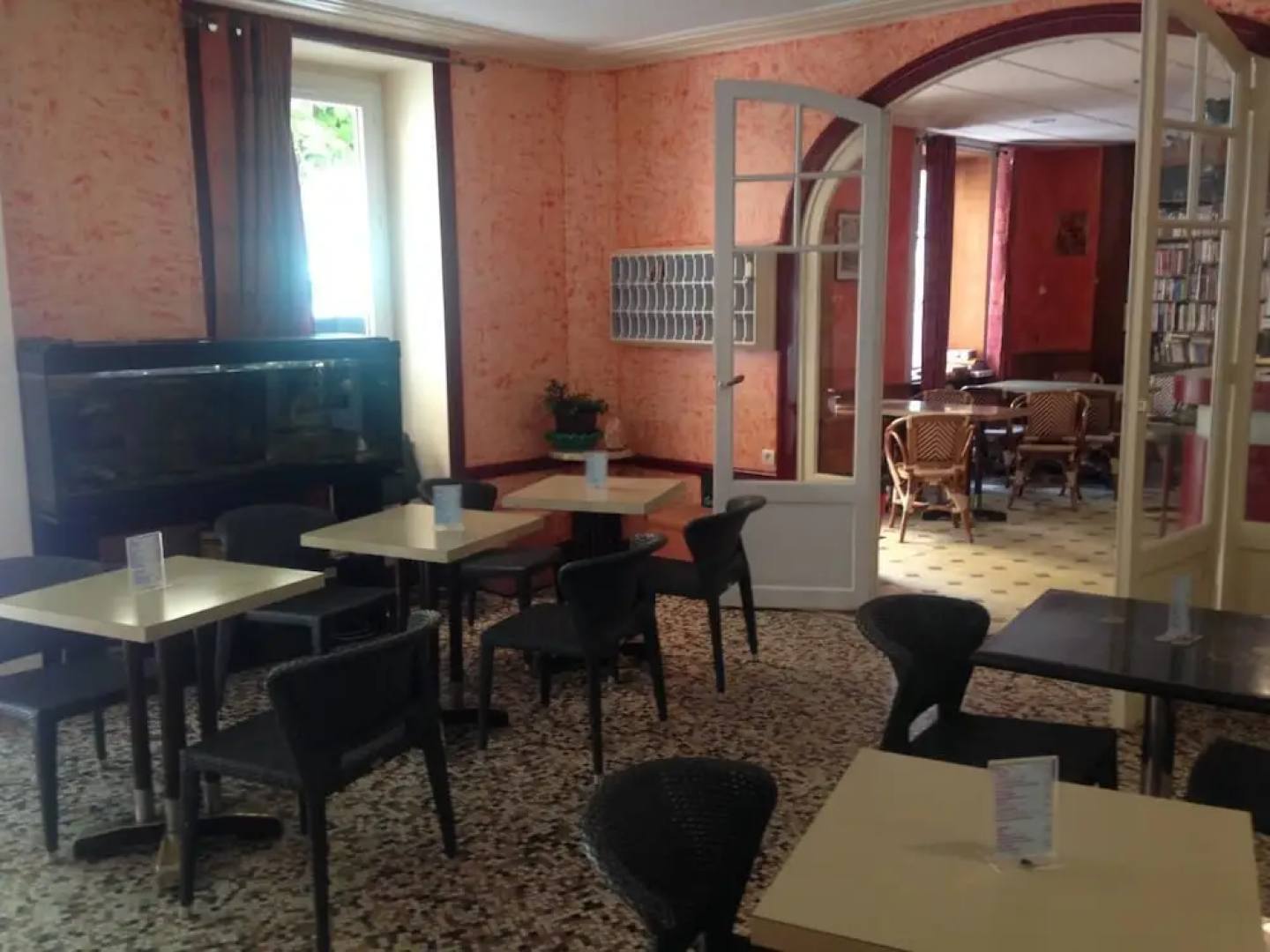 The Hotel De La Poste Et Europe