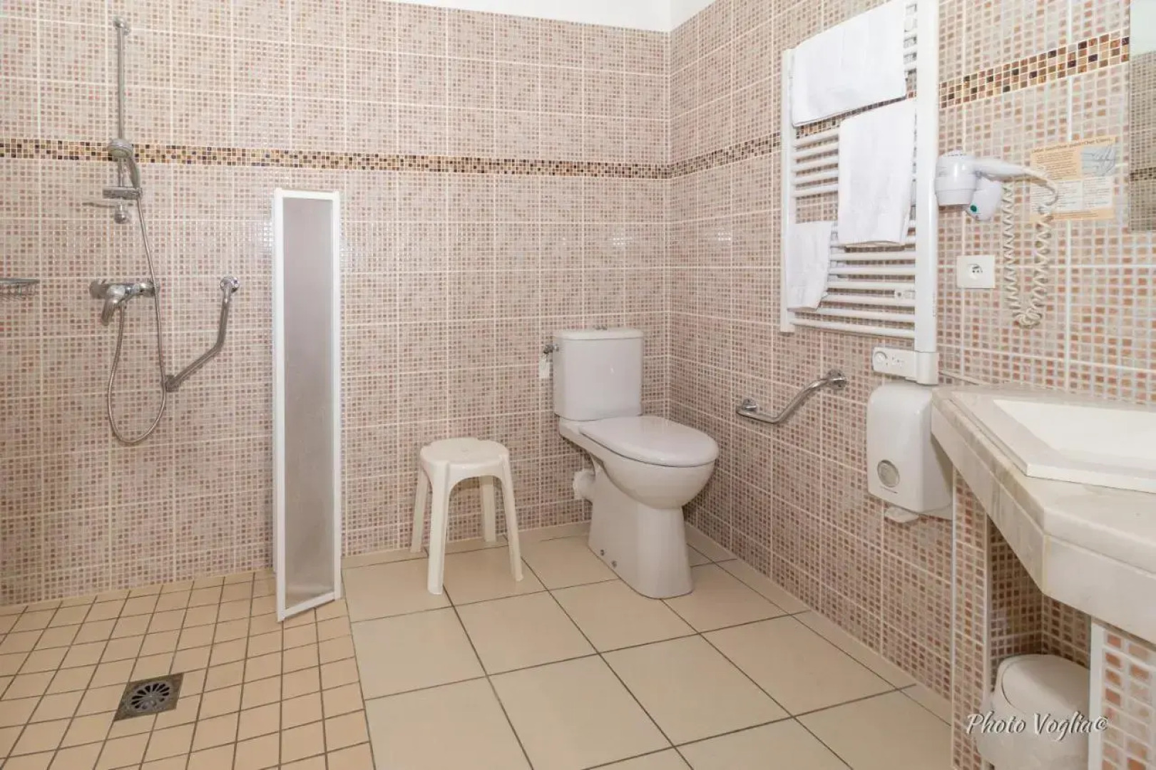 Logis Auberge Le Colombien - Hôtel Restaurant