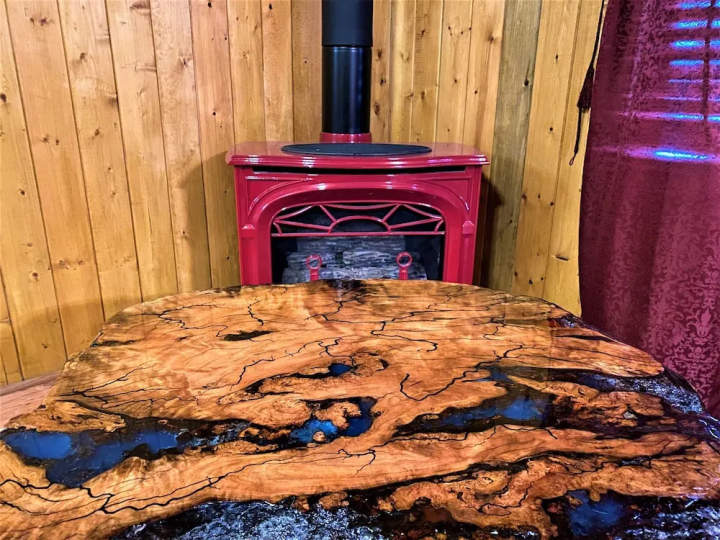 Alaska Creekside Cabins