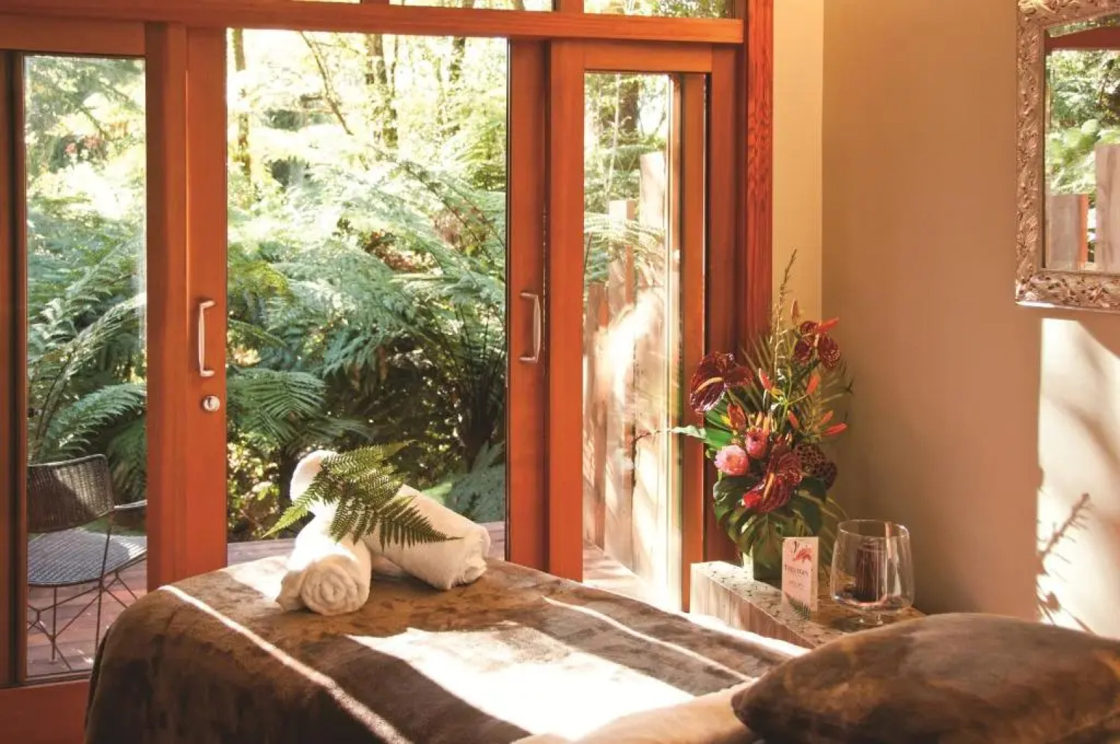 Treetops Lodge & Estate