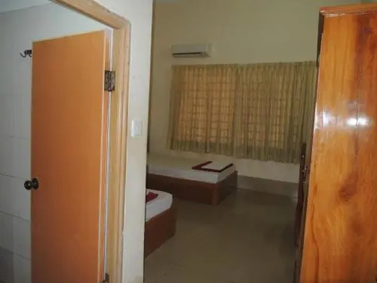 Roeung Loeung Mittapheap Restaurant & Hotel