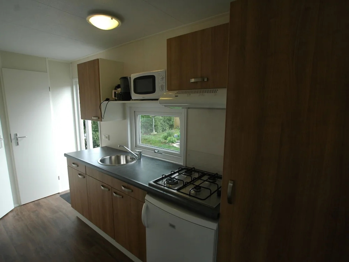 Furnished Chalet with a Terrace near Veluwe