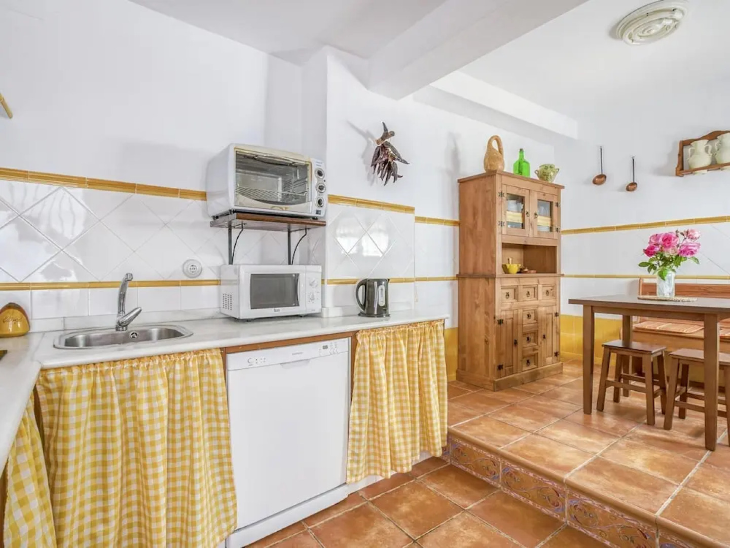 Comfy Holiday Home in Carcabuey With Patio