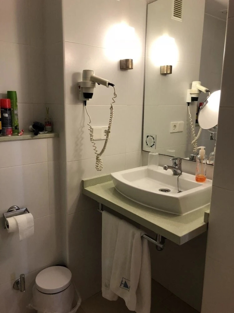 Apartment With one Bedroom in Benalmádena, With Wonderful sea View, Po