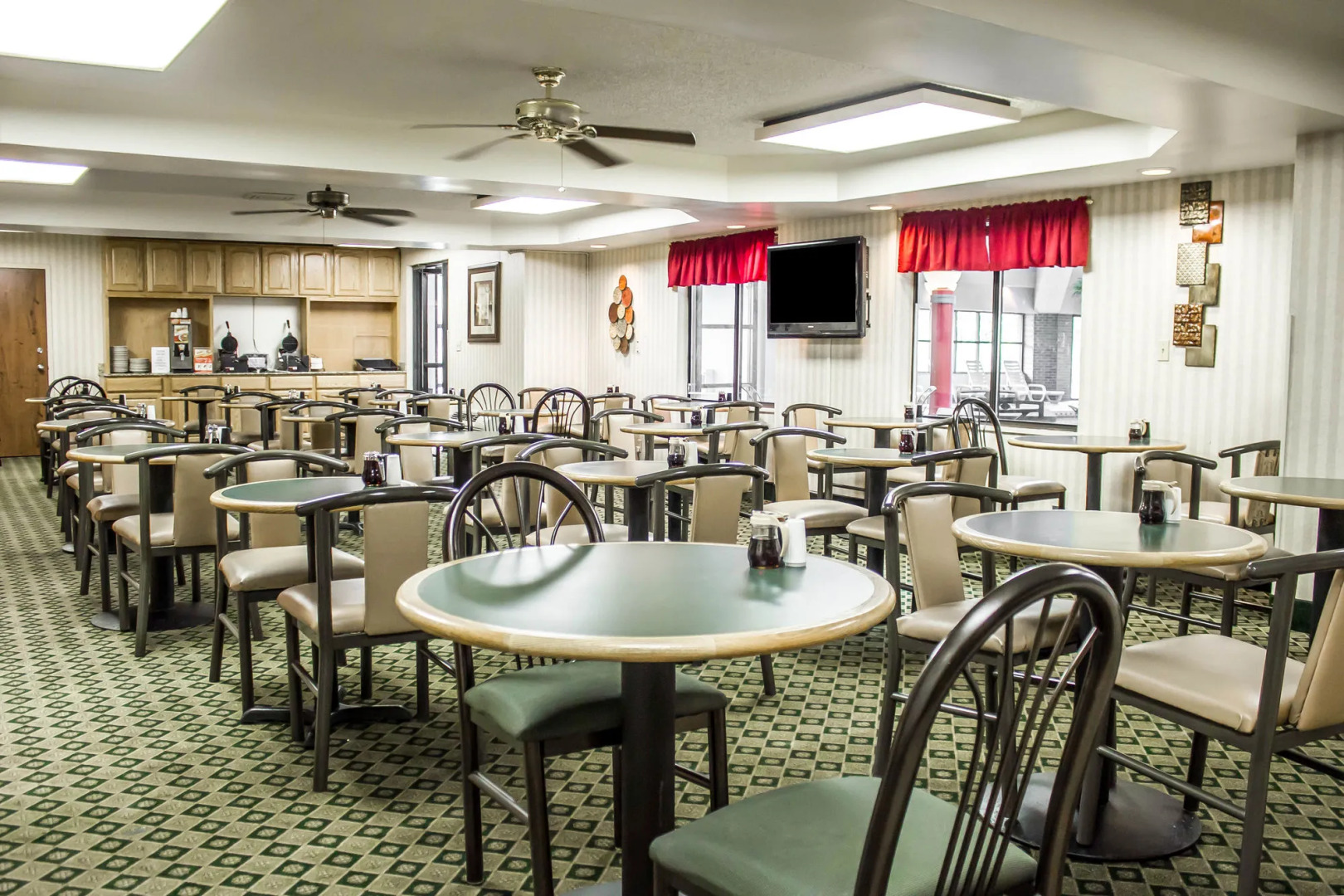 Country Inn & Suites by Radisson Erie