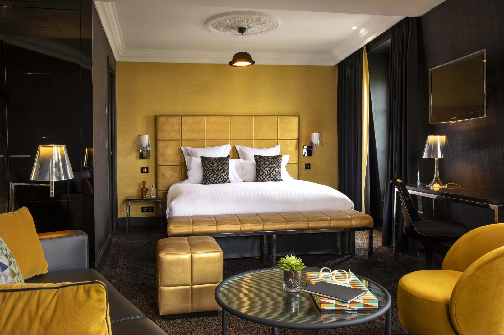 First Hotel Paris Tour Eiffel