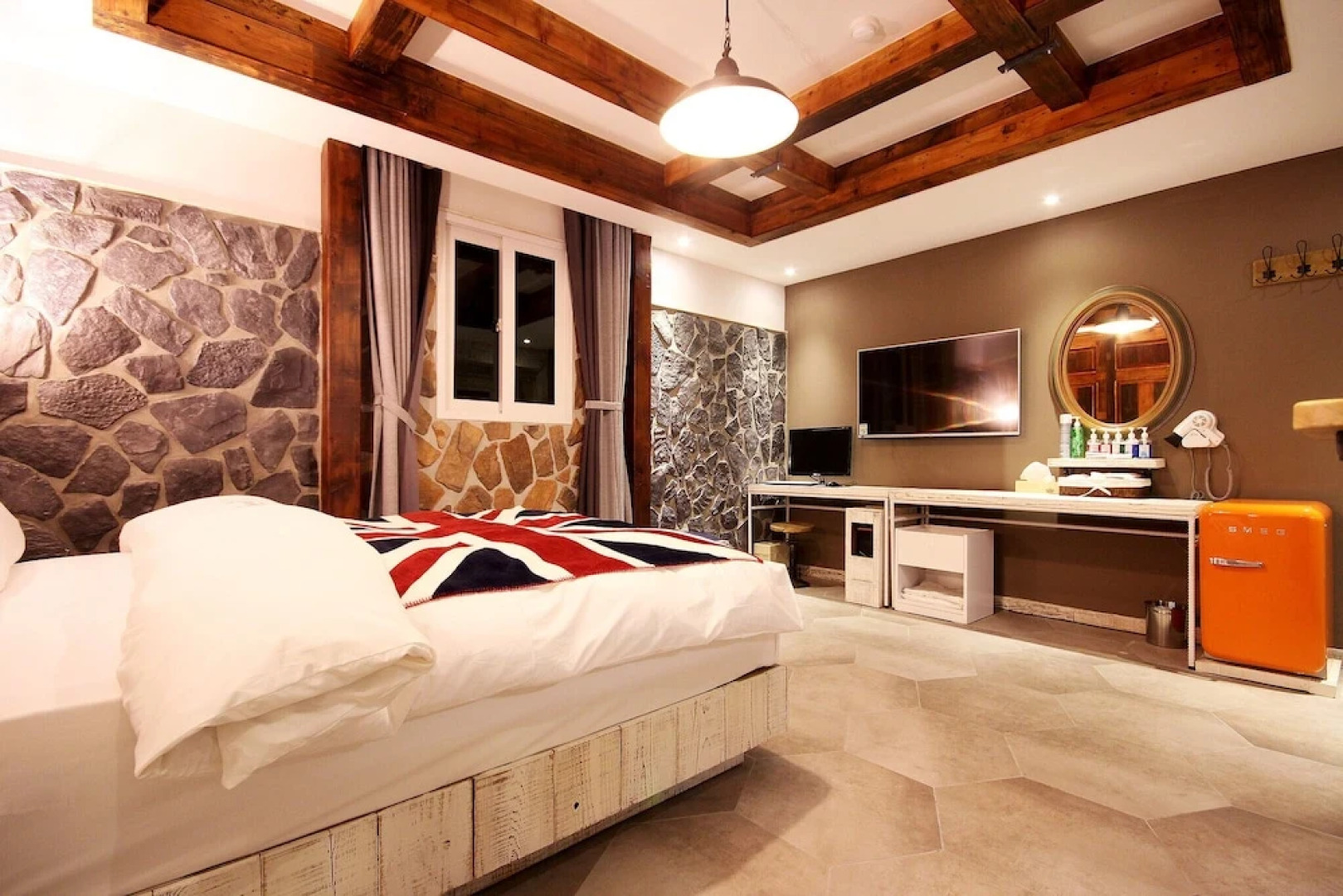 Daegu Dongdaegu Station London Boutique