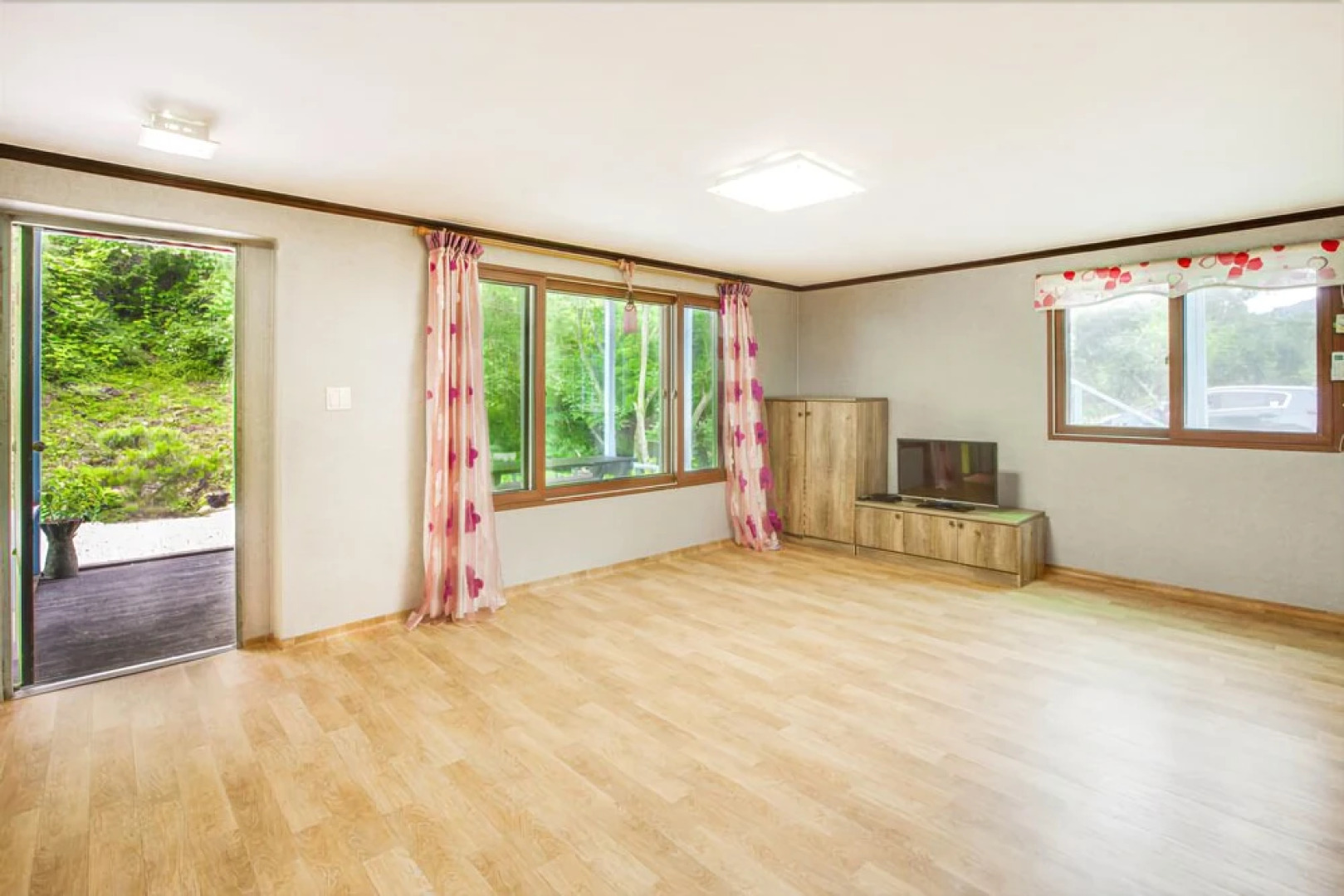 Yangpyeong Flowery Cloud Pension