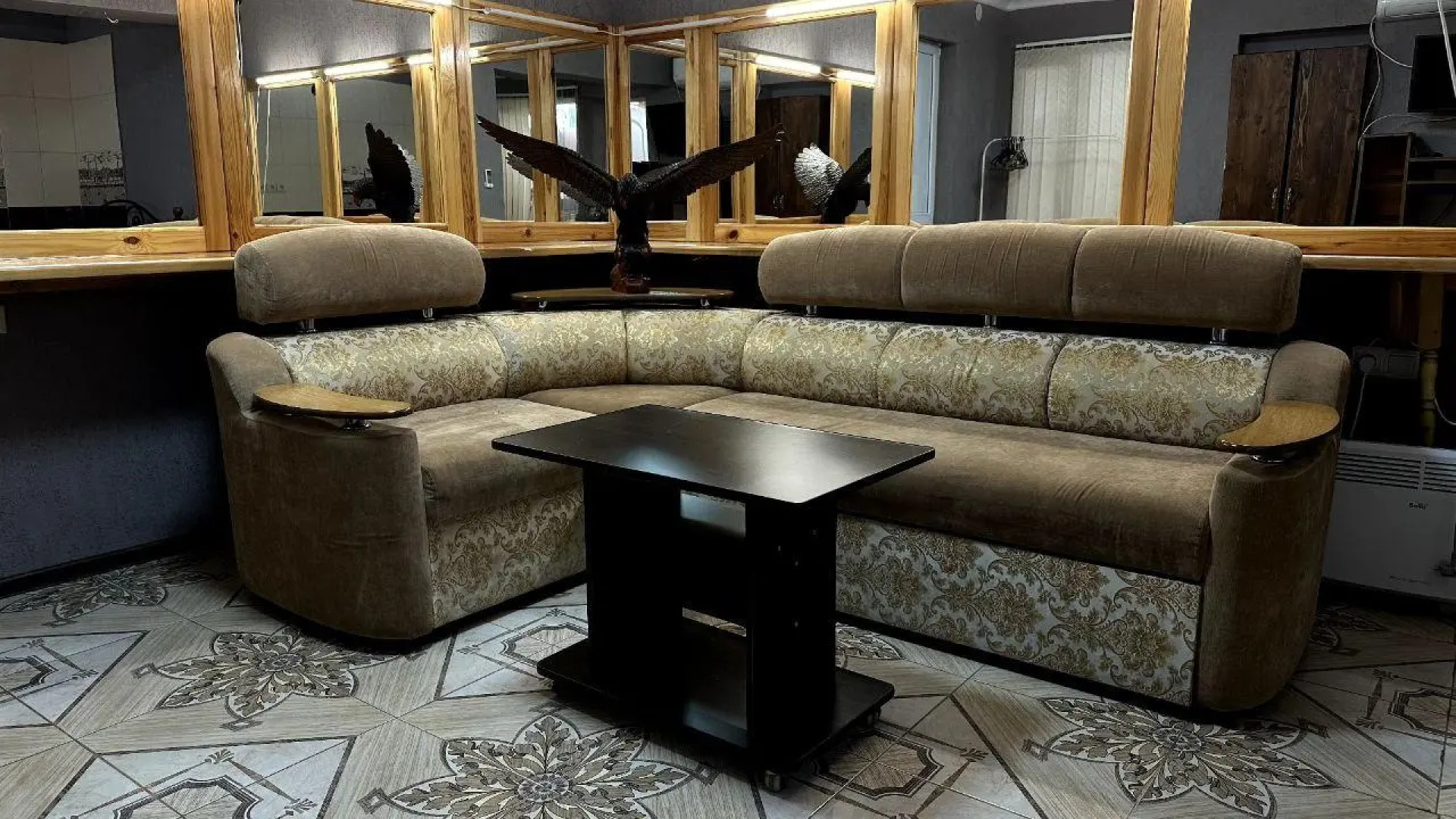 Солнечный дом (бывш. Анри)