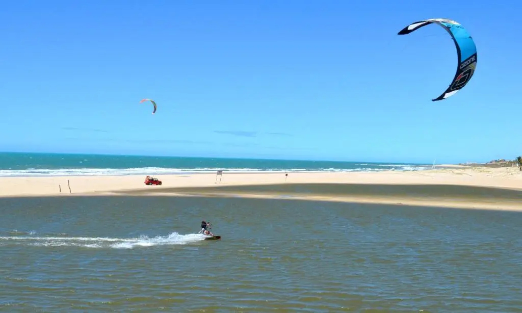 Aqua Villa by Garvetur