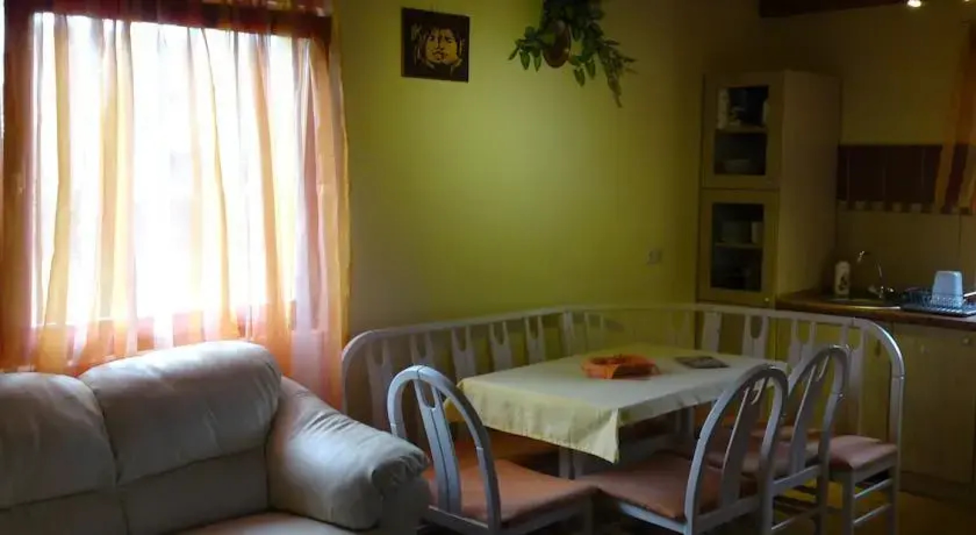 Strand közeli faház Balatonmáriafürdő