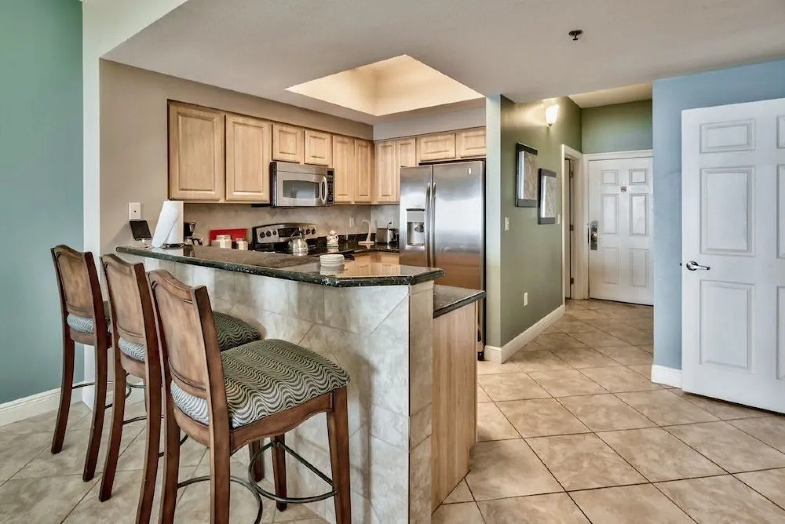 Seascape Penthouse #2309 - 3 Br condo by RedAwning