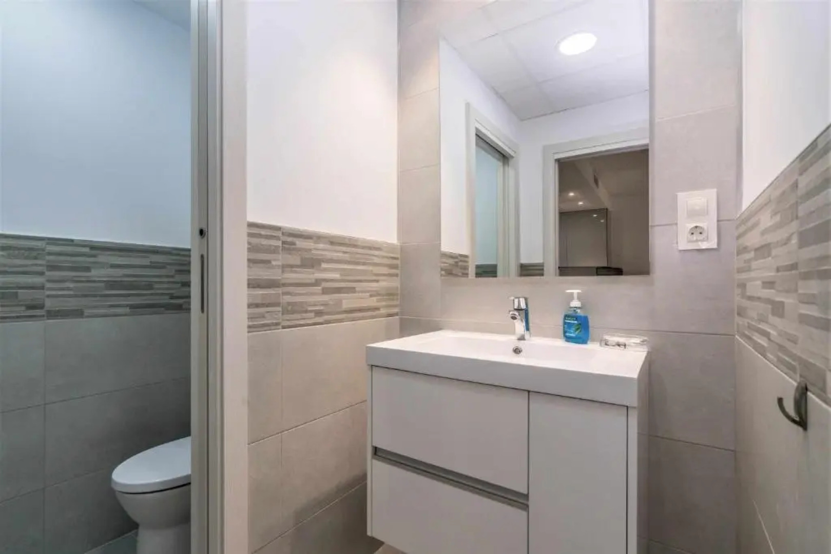 Girasol apartamento para 4 personas con piscina communitaria