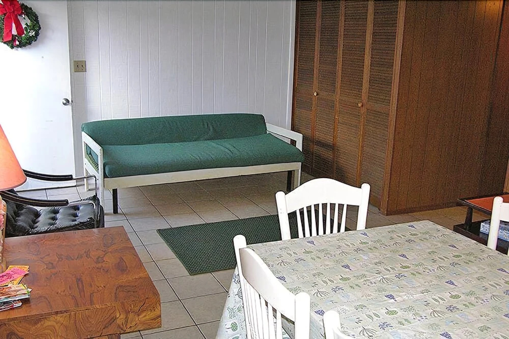 Gullway 2816 3 Br townhouse by RedAwning