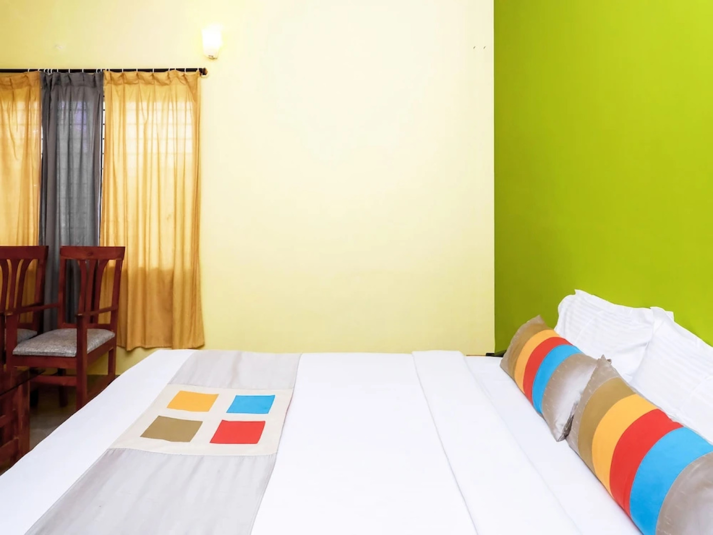 OYO 13893 Stay Simple Brindavan Resort