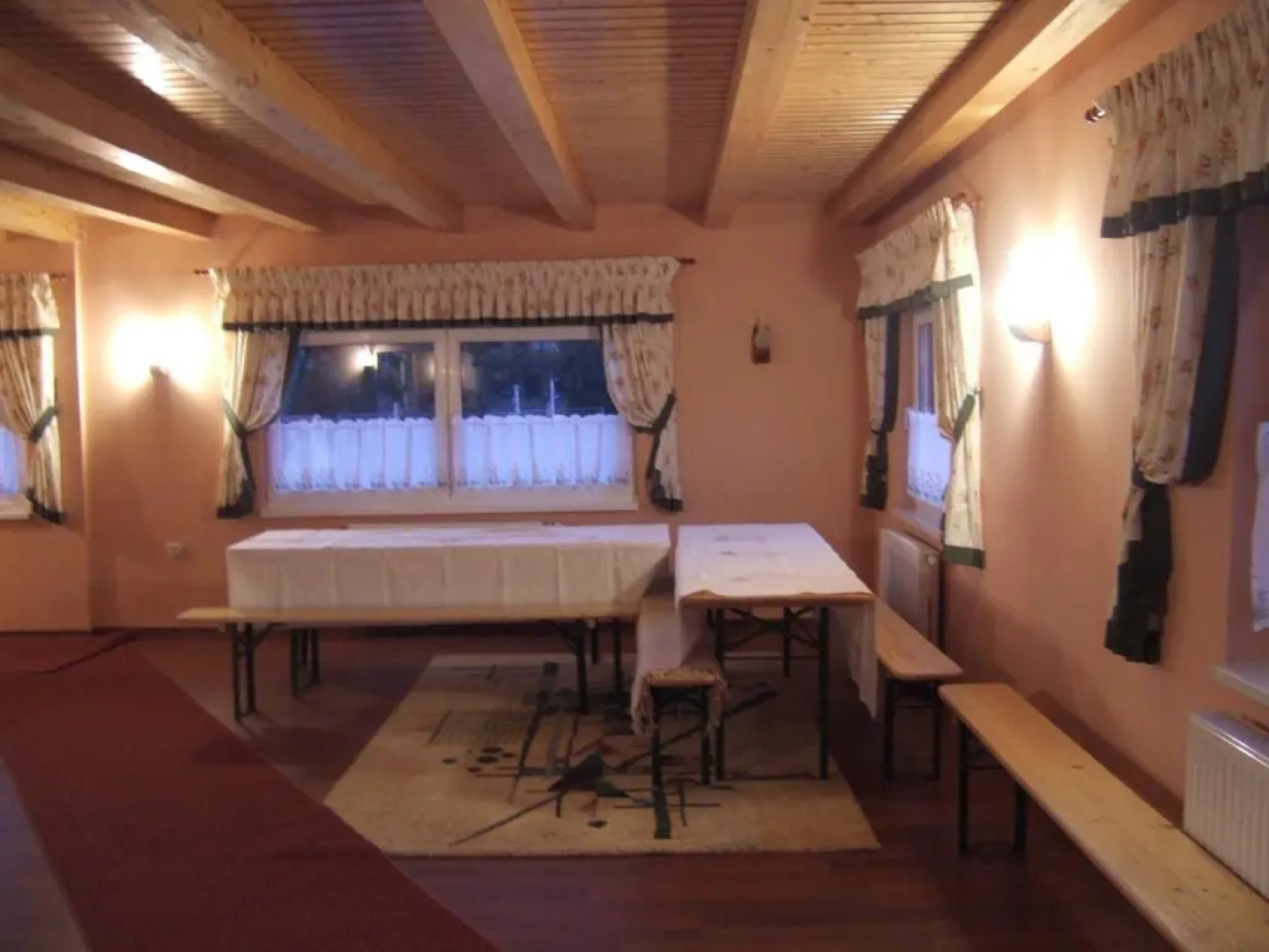 Antal Villa - 5mins to ski slope & 1min to skating