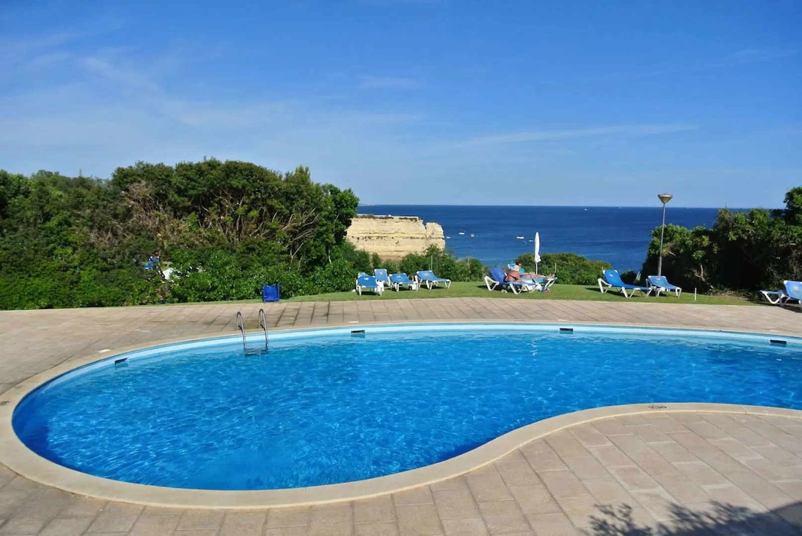 Vilas Marrocha  Senhora da Rocha