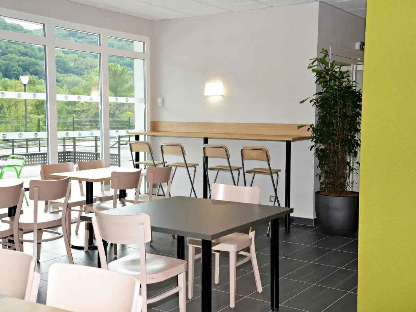 B&B HOTEL Alès - Pôle Mécanique