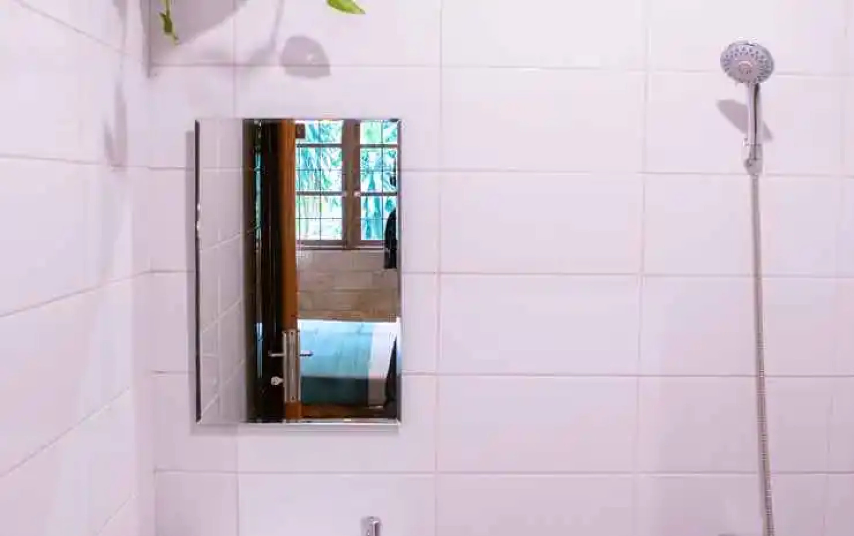 Log Home Villa Taman Wisata Bougenville