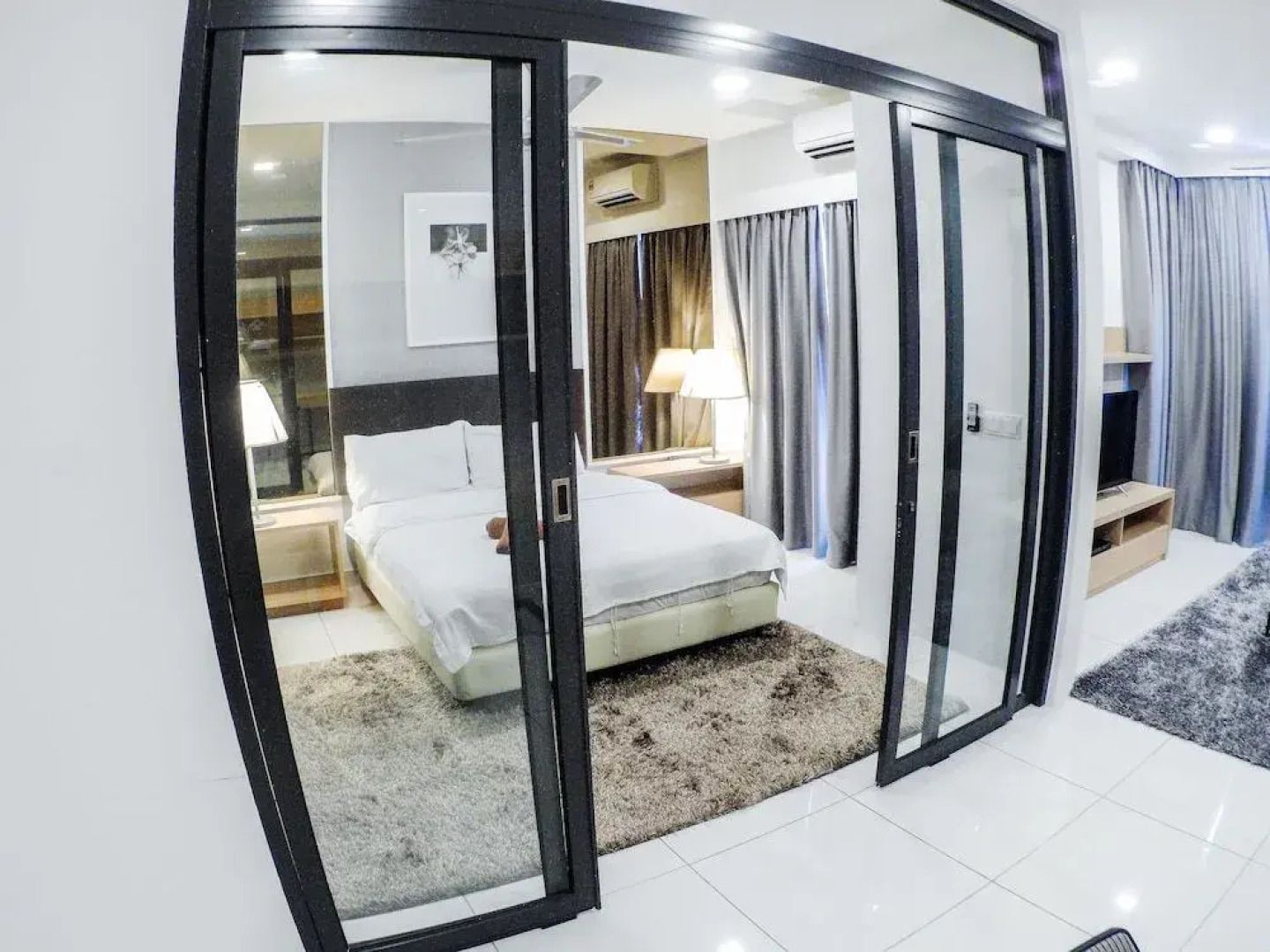 1Tebrau Premium Suites by 12stay