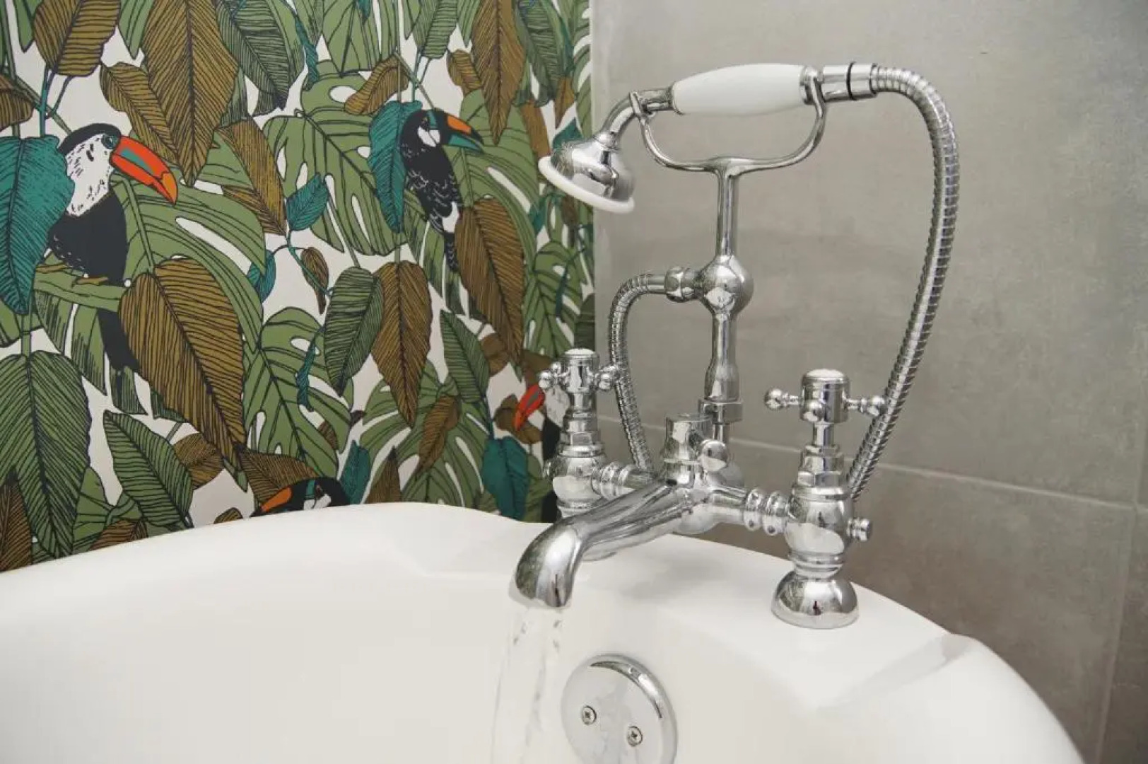 Grade 2 Listed Apartment, Southport Promenade