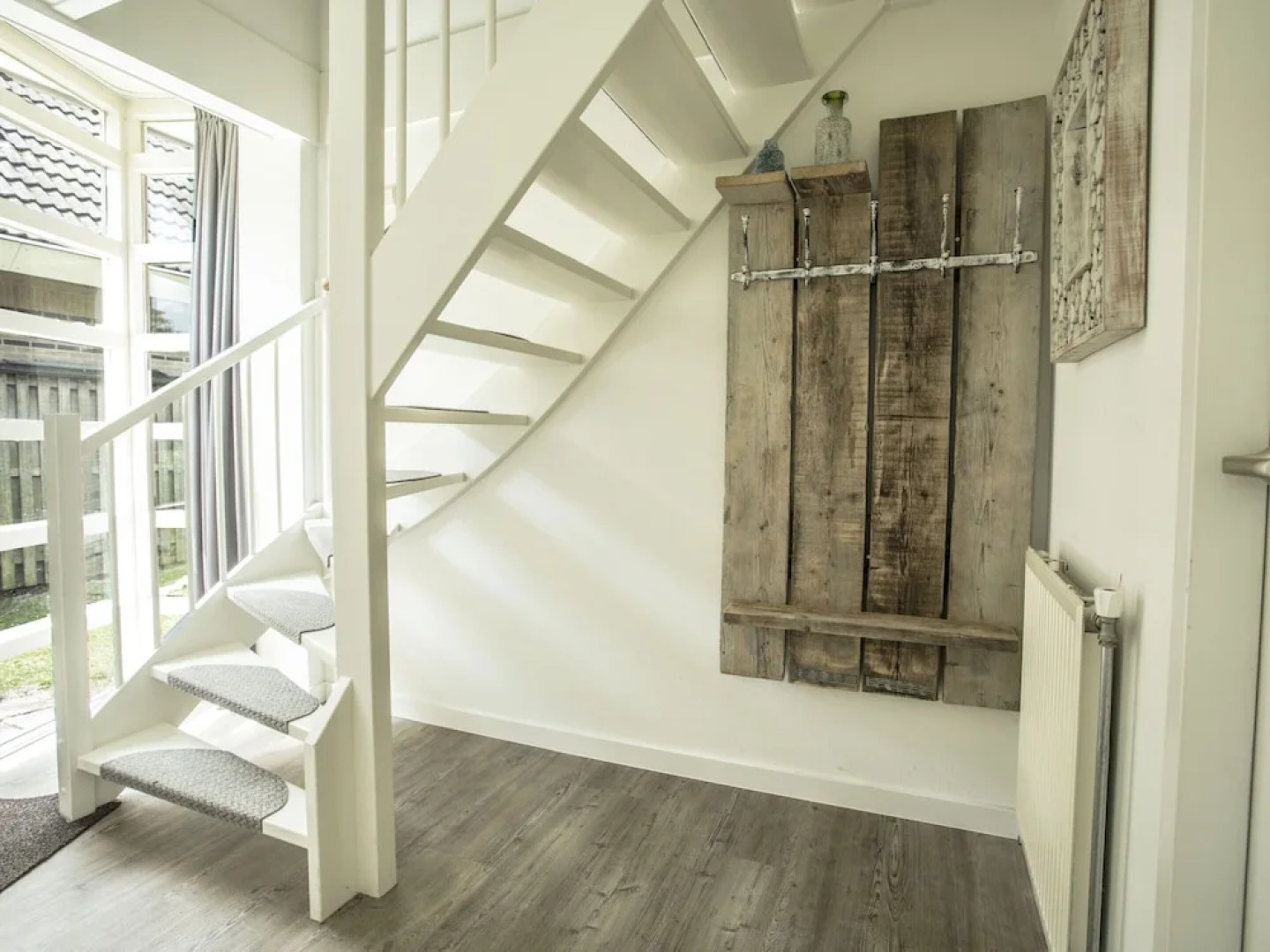 Chic Stay by the Water