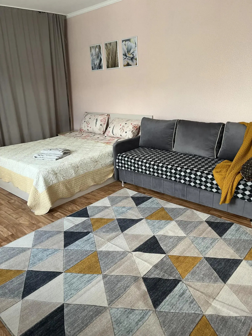 Апартаменты на улице Анатолия Серова