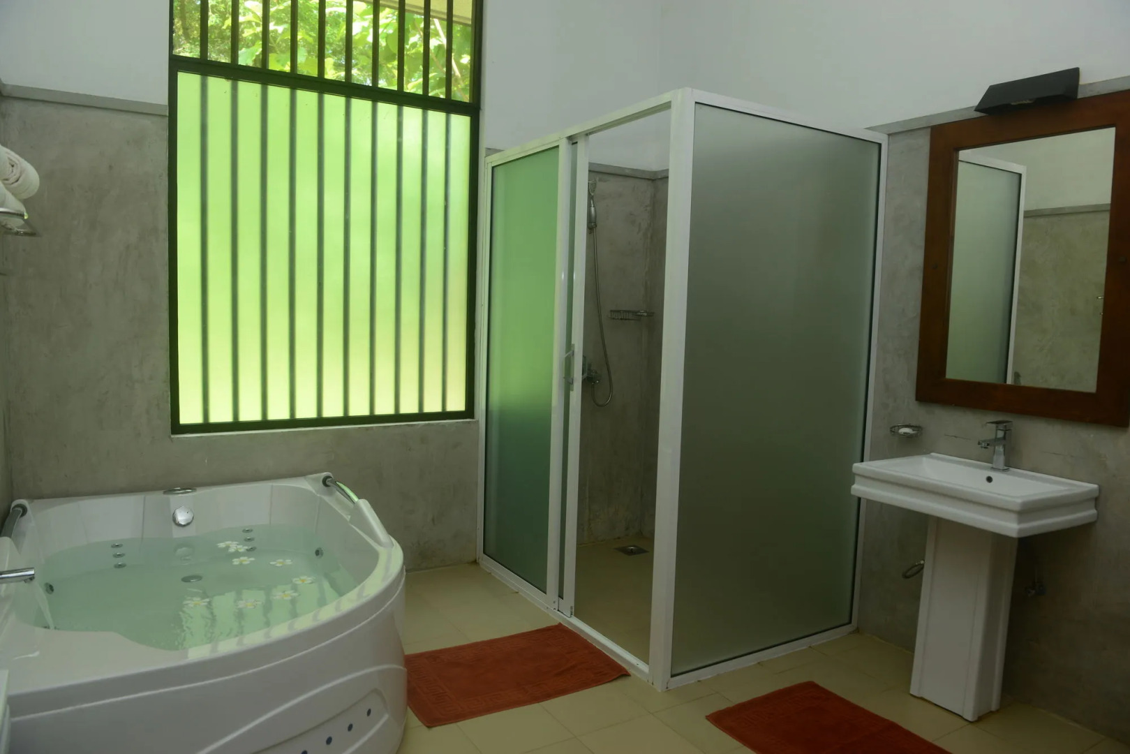 Nil Diya Mankada Safari Lodge