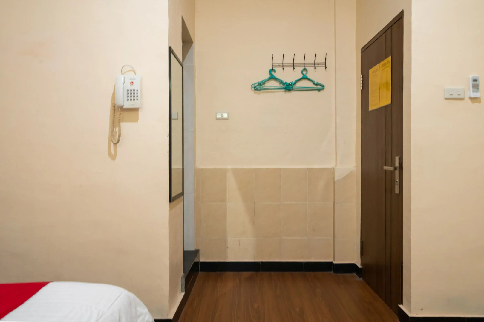 RedDoorz Plus near Ramayana Pematangsiantar