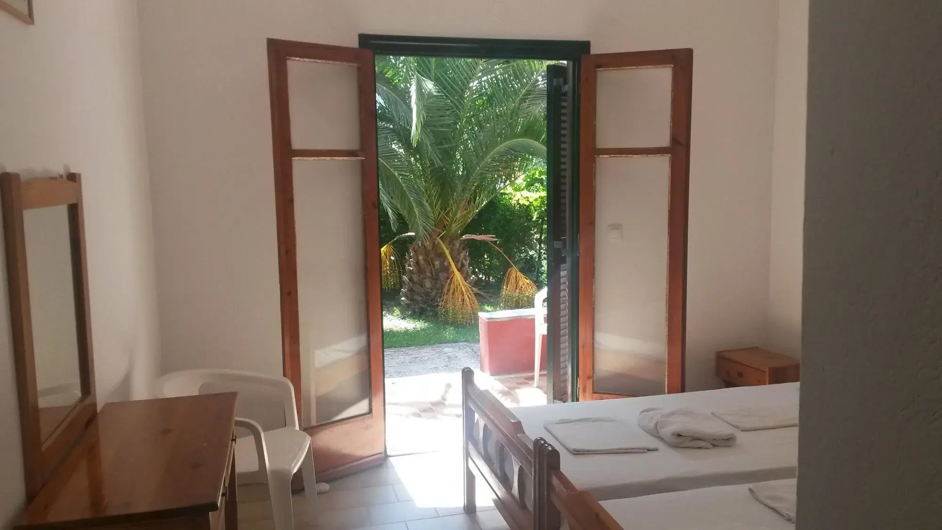 Sunny Dreams Apartments Ipsos