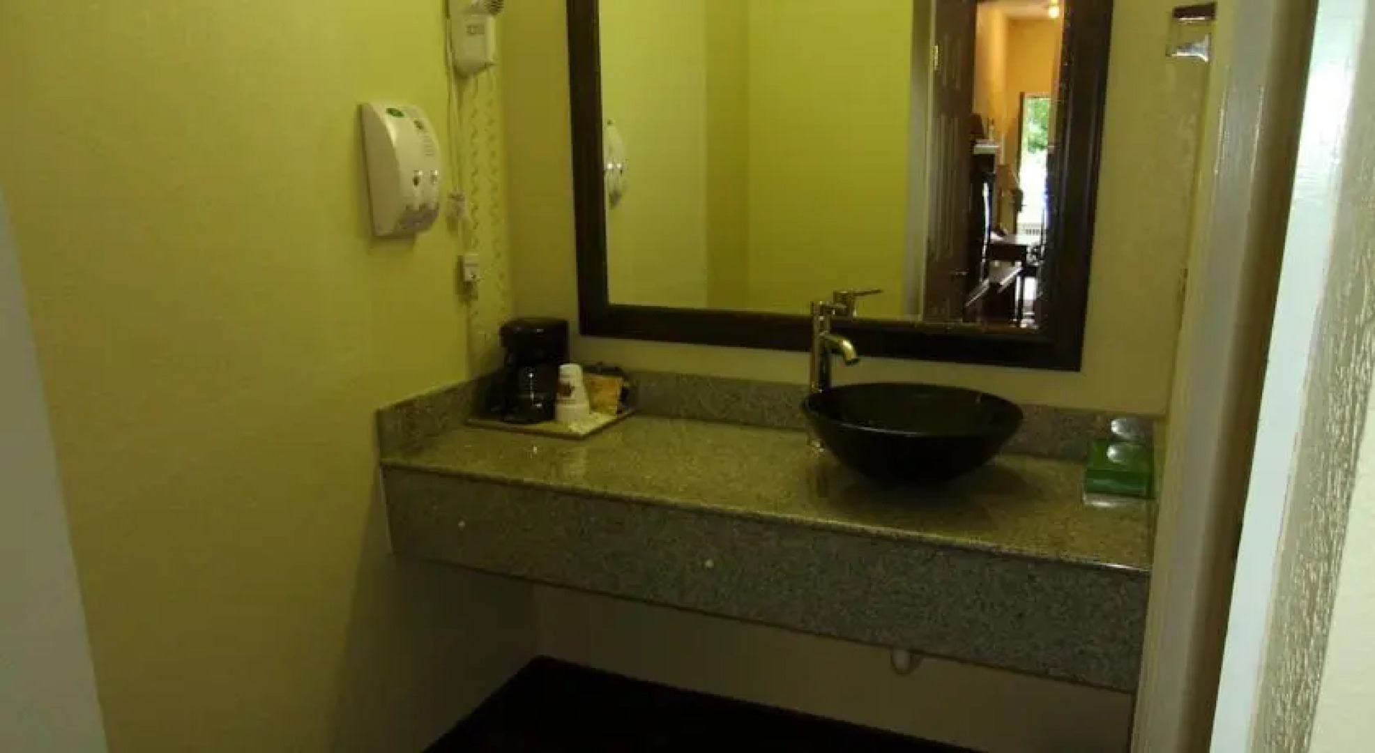 Guesthouse Inn and Suites