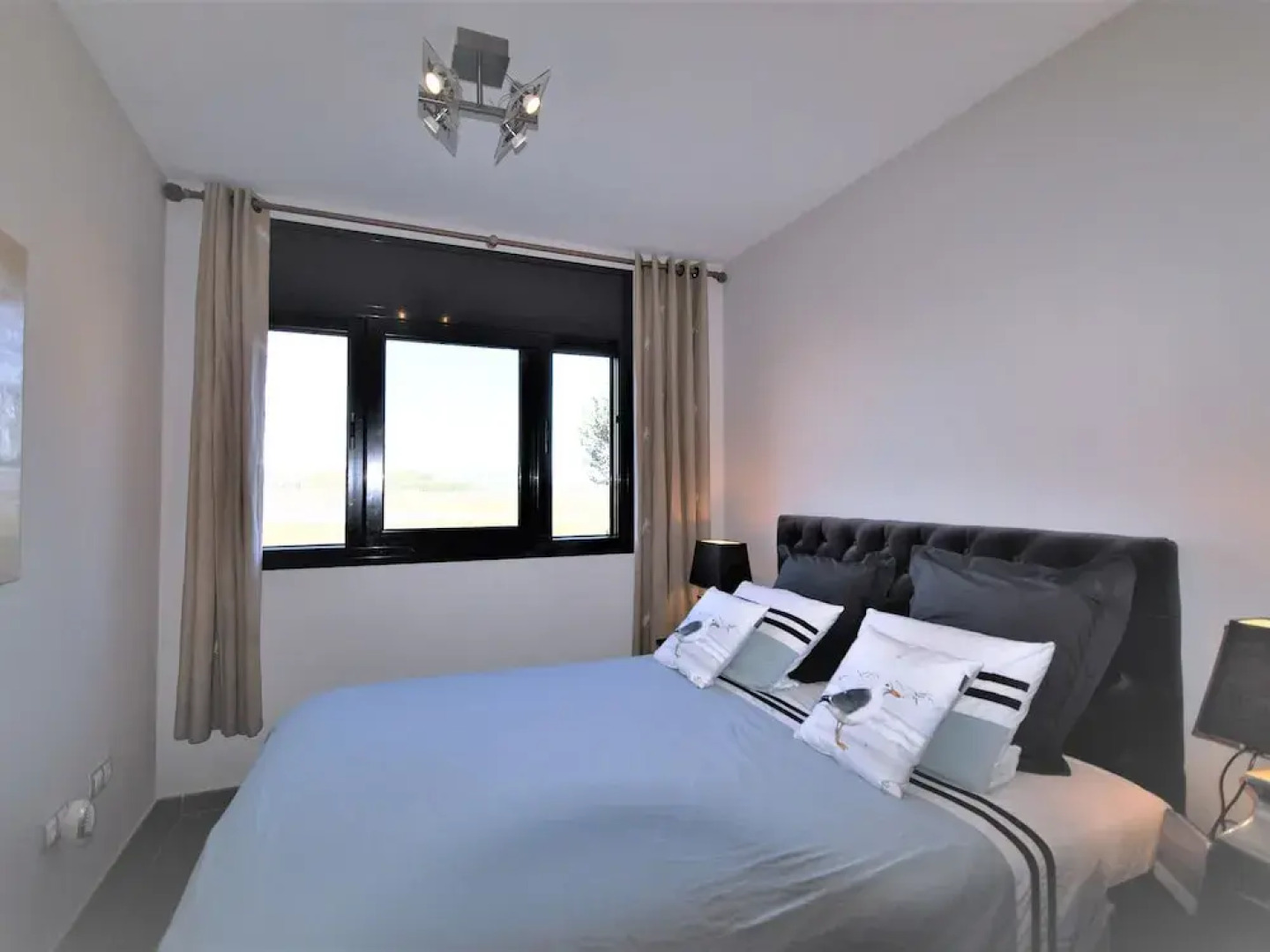 Wonderful Apartment in St Pere Pescador With Communal Pool