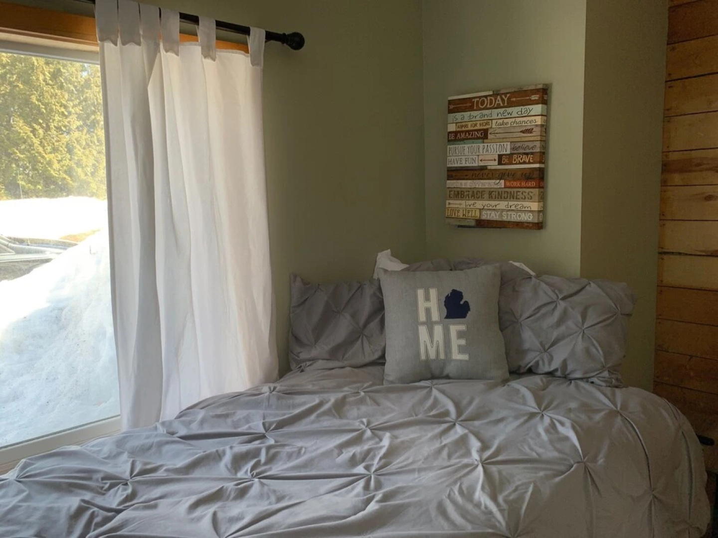 Stone House 4 Bedrooms 2 Bathrooms Home