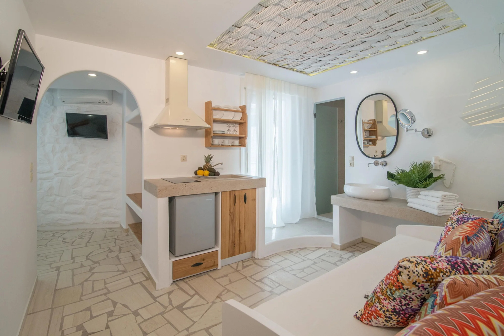 Spiros Hotel