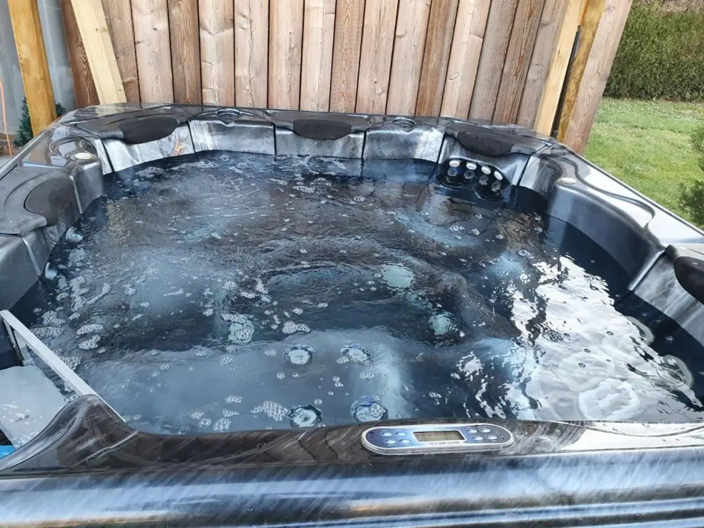 LE COTTAGE BARBIZONNAIS avec jacuzzi privé à partir de 10 ans