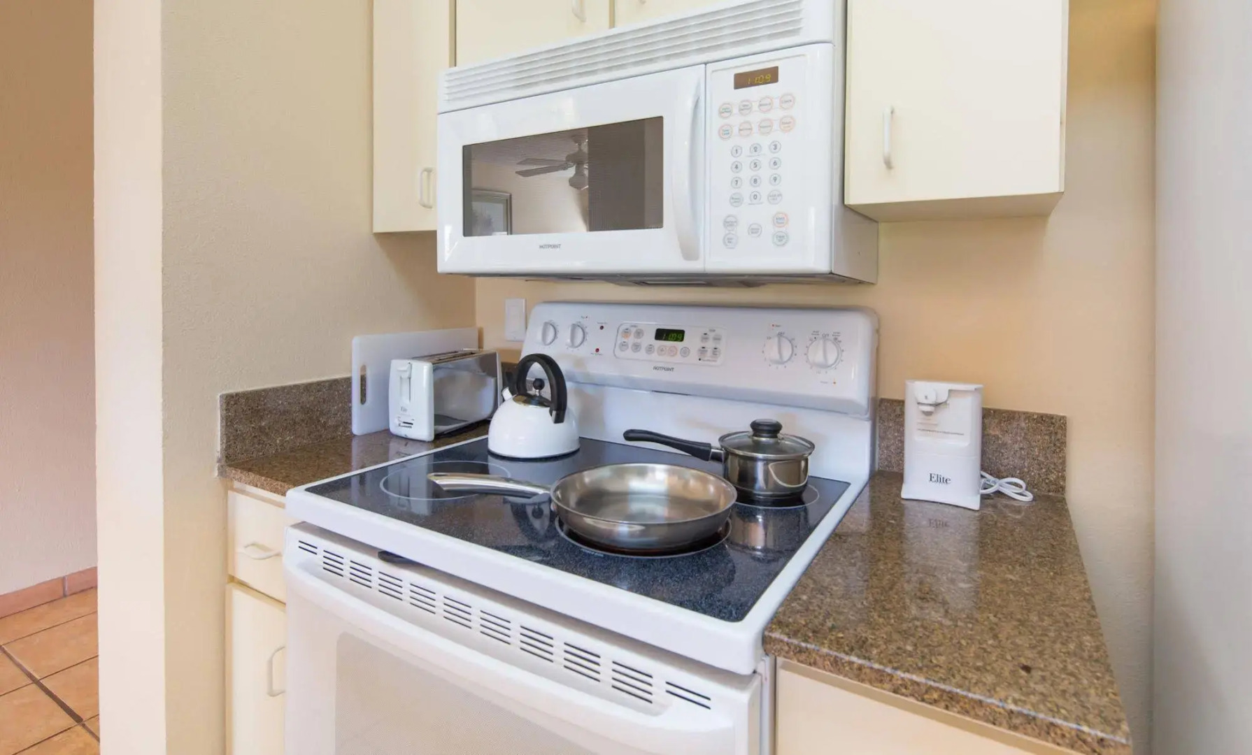 Island Palm Marina Villas